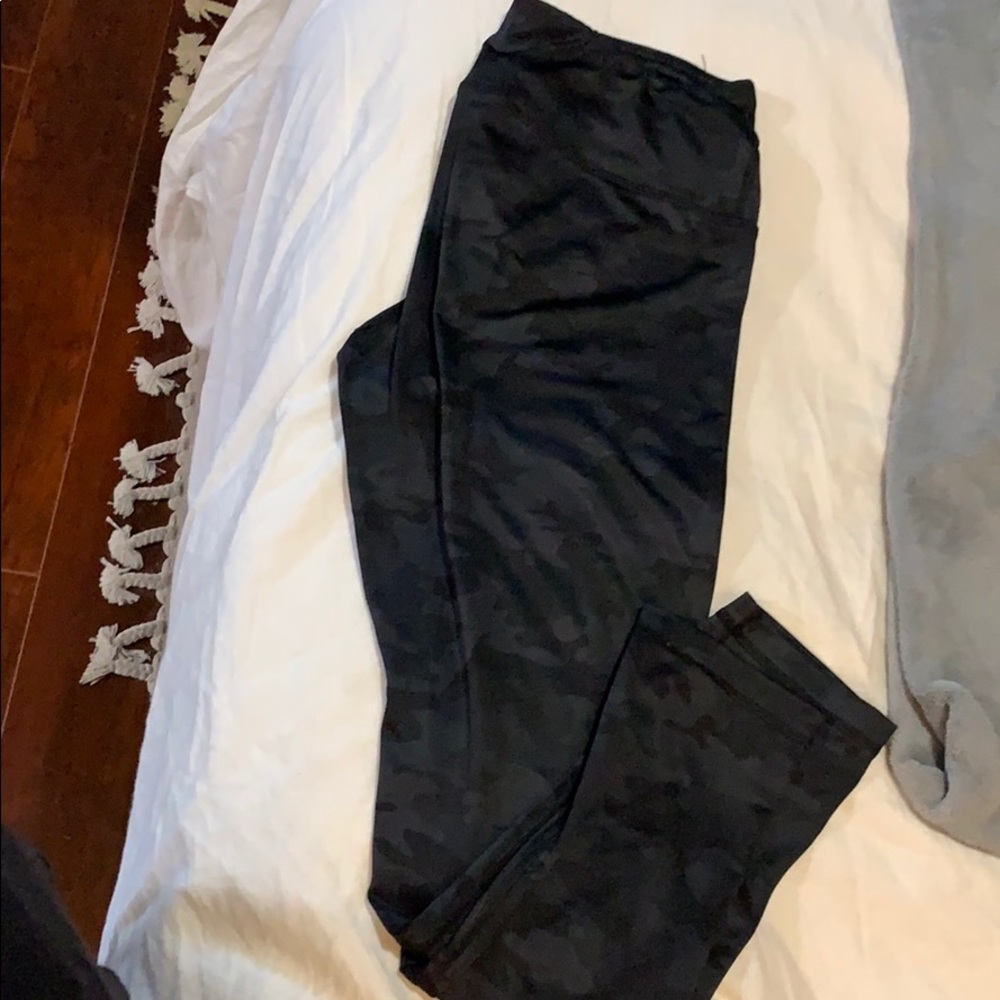 Camo spandex leggings